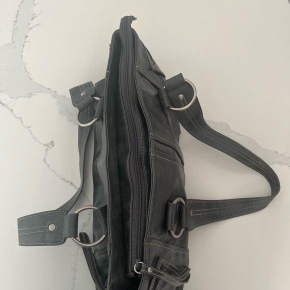 Kenneth Cole Reaction Handbag - Picture 2 of 4